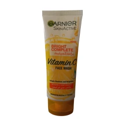 Garnier Bright Complete Vitamin Cand Lemon Face Wash  100ml