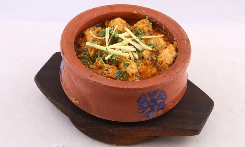 *Chicken Achari Handi Full*