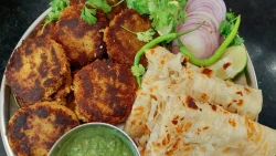 Break fast meal 1 ( Pratha 1 + Shami )
