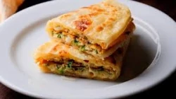 Break fast vi (Cheese omelette + Plain Pratha)