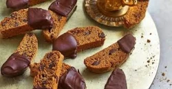 CHOCOLATE BISCOTTI (1 KG)