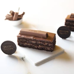 KITKAT PASTRY