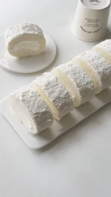 COCONUT SWISS ROLL