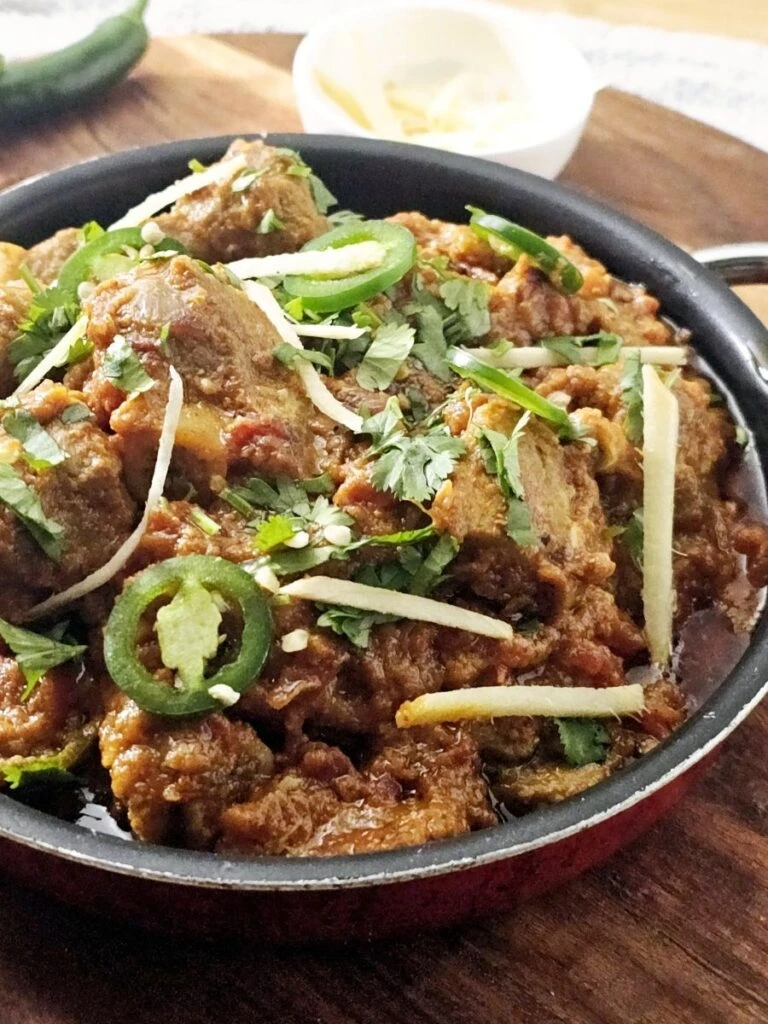 MUTTON MAKHNI KARAHI (HALF)