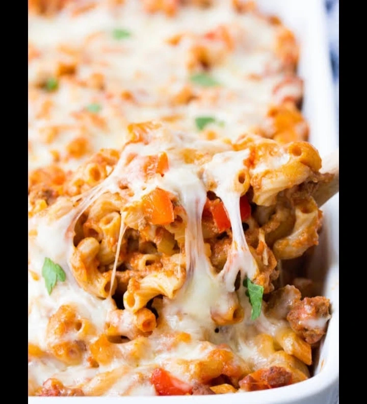 Spicy Saucy Chicken Cheese Macaroni