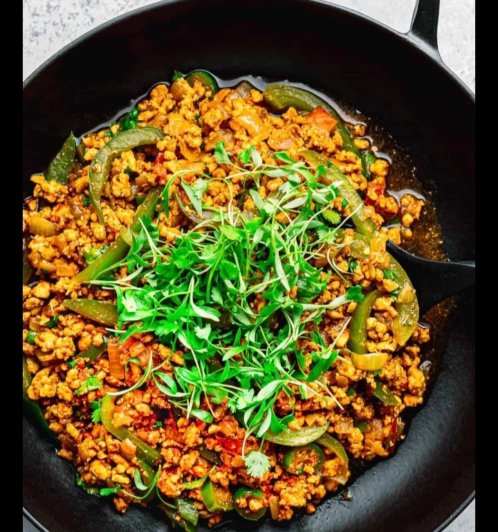 Smoky Chicken Keema(Full)