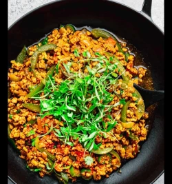 Smoky Chicken Keema(Full)
